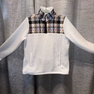 Vera Bradley White Quilted Jacket with Blue Trim